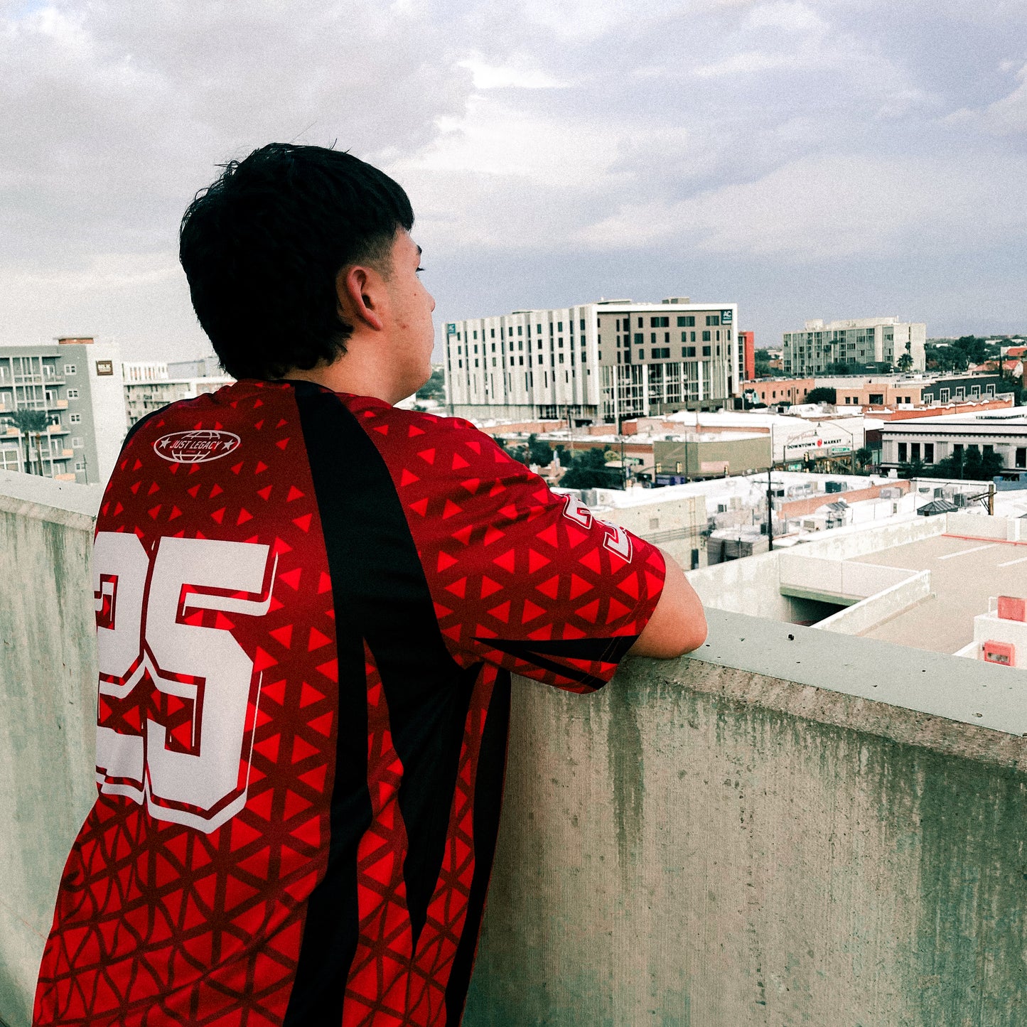 1 Soccer Jersey (Red/Black)