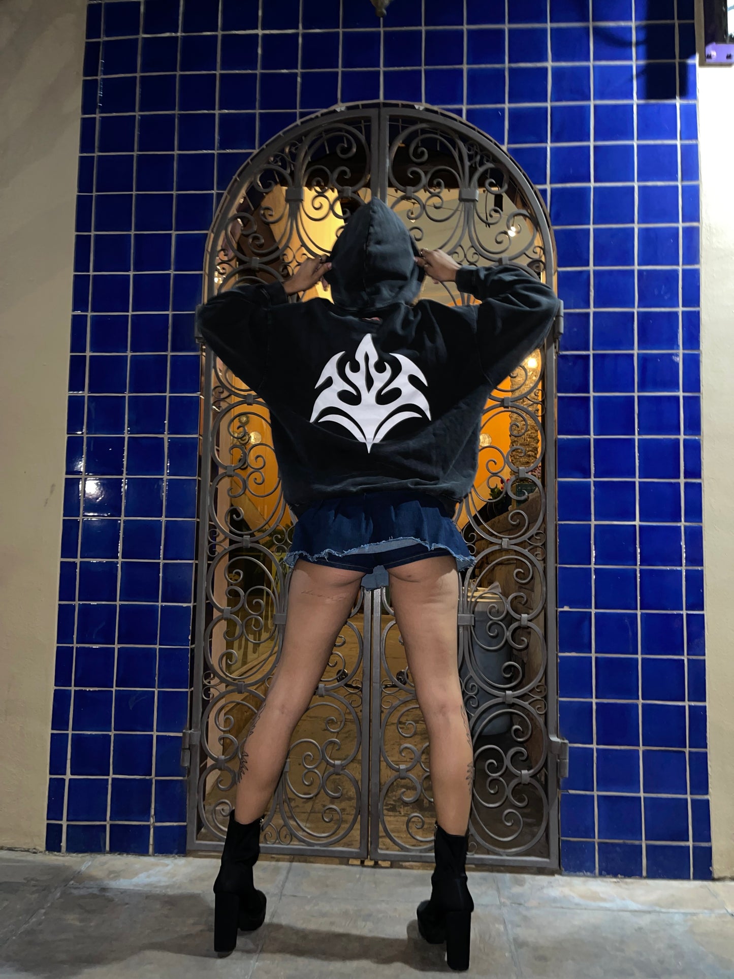 *Metal Logo Hoodie (Black)