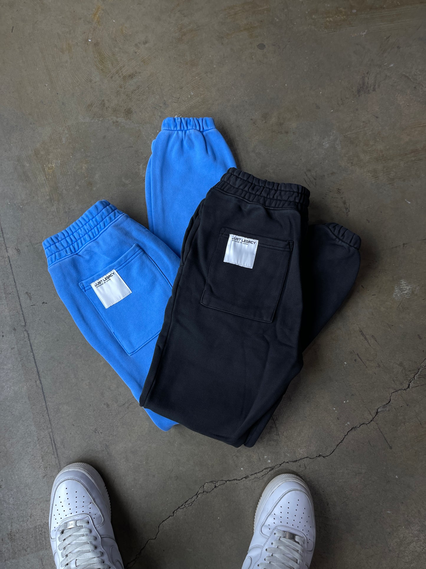 Essential Sweatpants (Electric Blue)