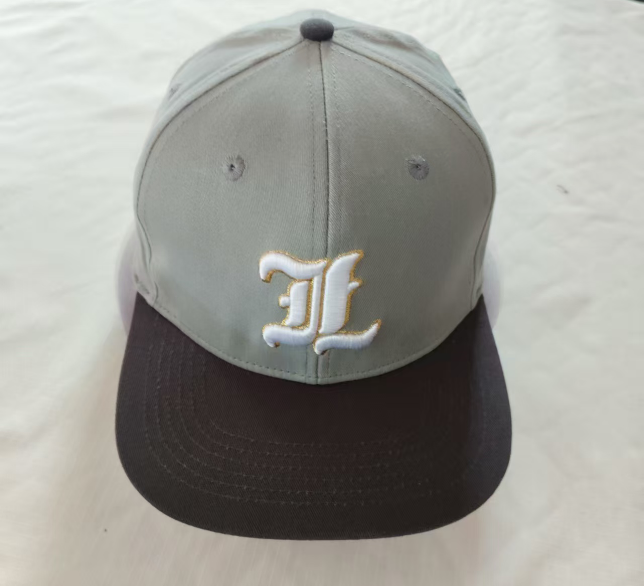 1/1 Grey Fitted (7 1/8)