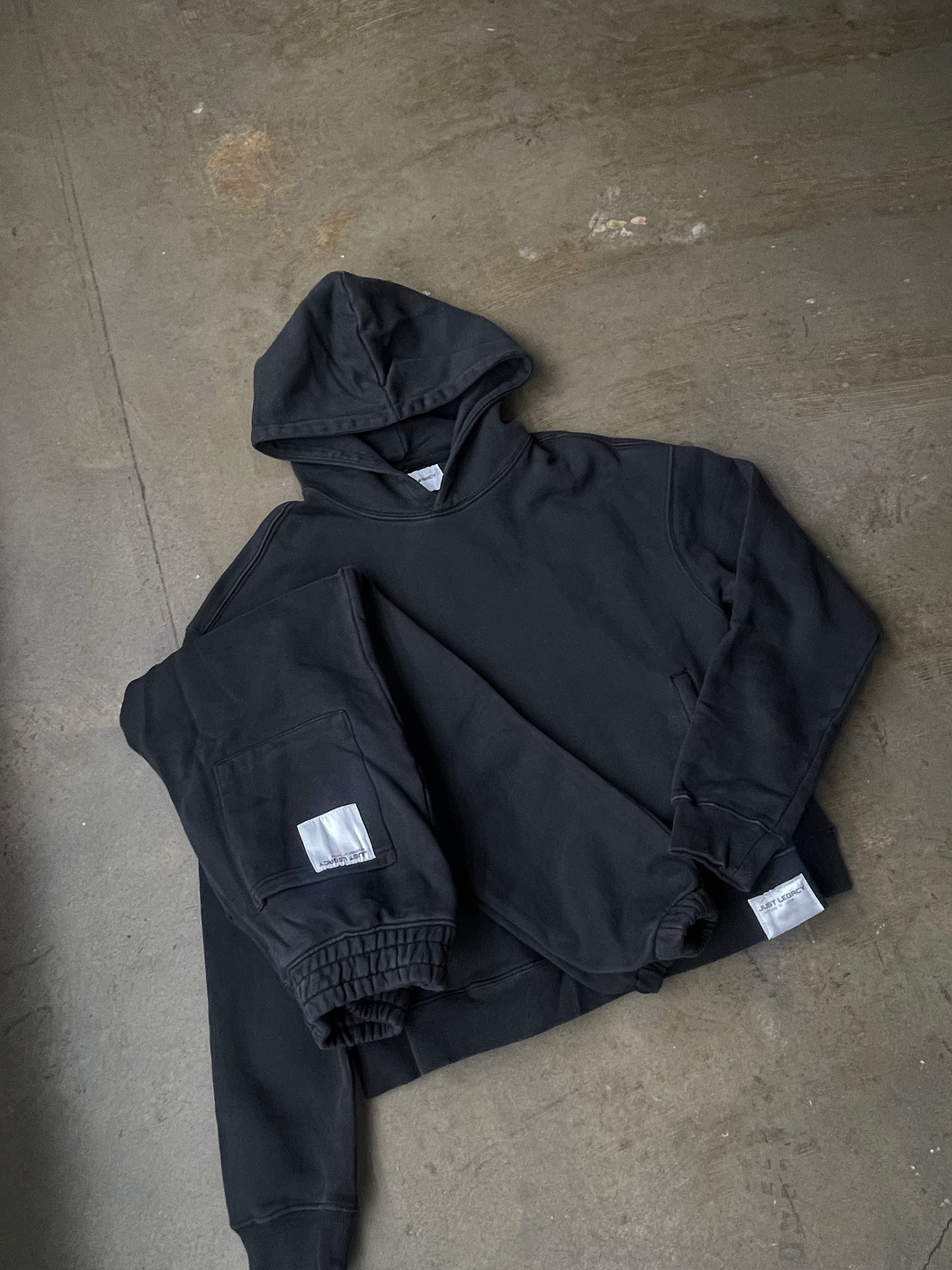 Essential Hoodie (Charcoal Black)
